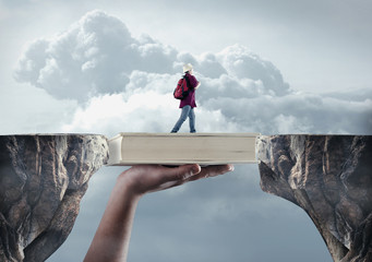 乒乓球运动中如何高抛发球