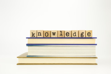 乒乓球运动中如何高抛发球